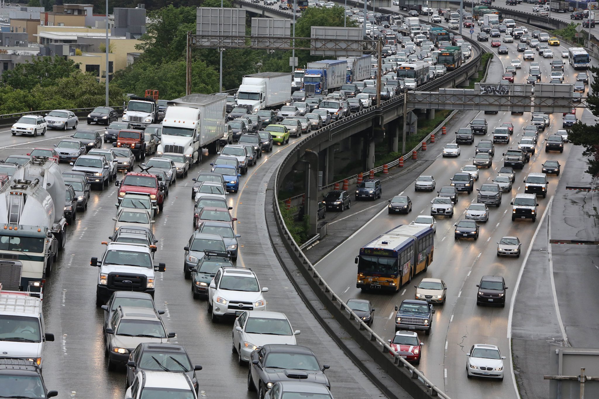 Seattle ranks 5th in traffic congestion, solving problem not a priority