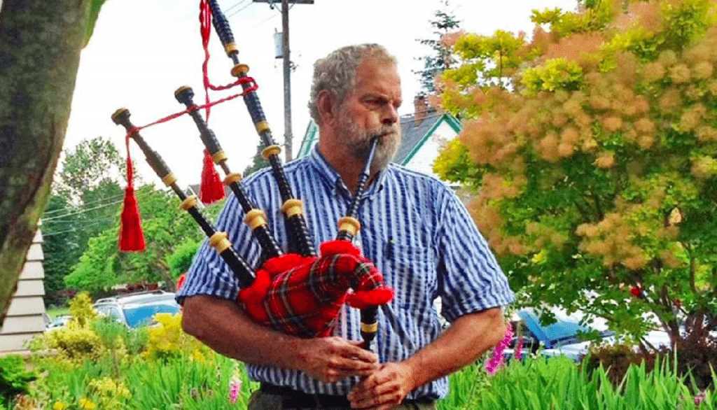 Dunshee toots own horn in strange PR ploy Shift Washington